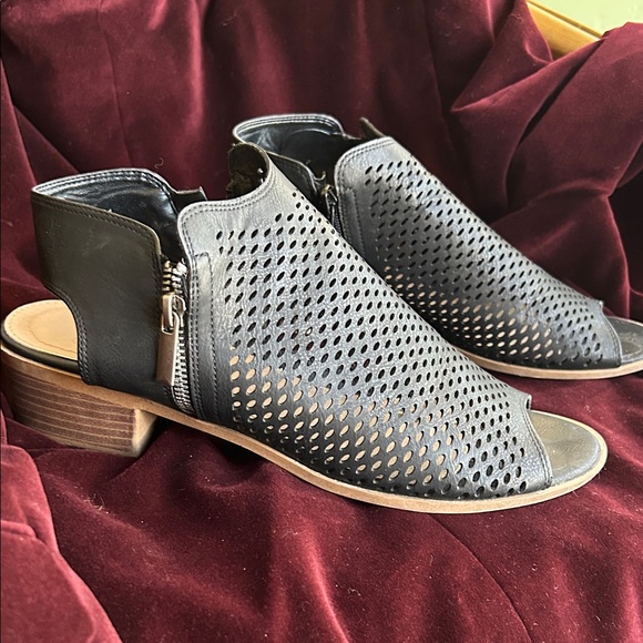 TWO pair of booties! Black and Tan J Adams Maddie and Tracy booties! LIKE NEW! - Picture 9 of 15